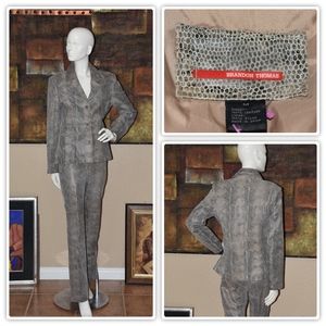 Brandon Thomas Women’s Leather Brown Snake Skin